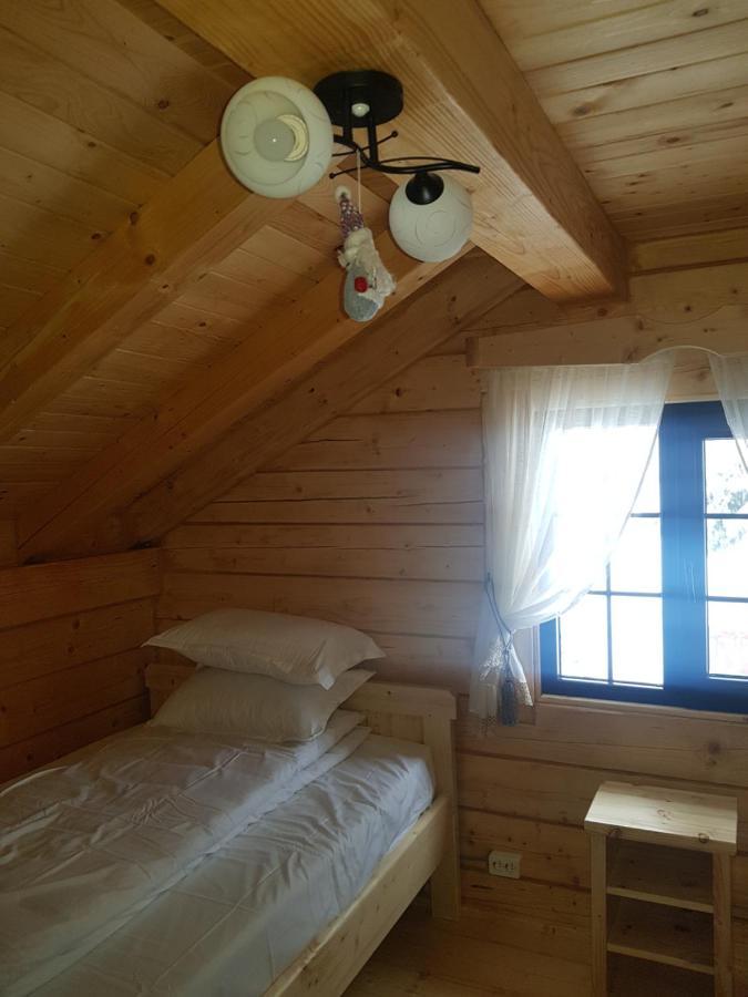 Tulean Cabin Sacel  Exterior photo